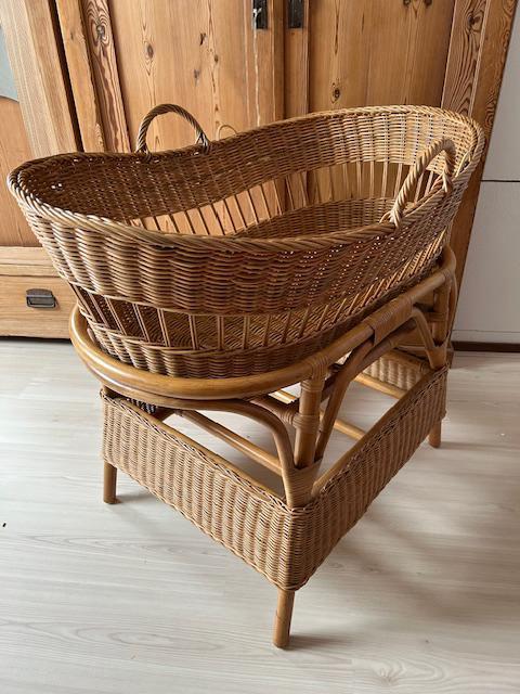 Mooi grote rieten / rotan baby wieg,, Kinderen en Baby's, Babywiegjes en Ledikanten, Gebruikt, Wieg, Ophalen