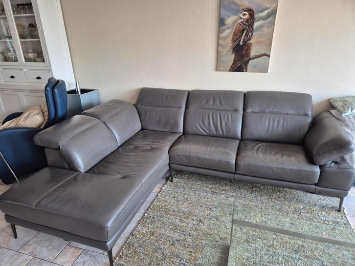 Montel leren hoekbank - gebruikt, Huis en Inrichting, Banken | Bankstellen, Gebruikt, Hoekbank, Vierpersoons of meer, 250 tot 300 cm