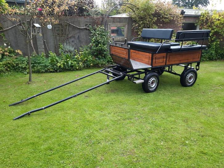 Zes persoons menkar menwagen recratiewagen koets, Dieren en Toebehoren, Rijtuigen en Koetsen, Zo goed als nieuw, Paard of Pony