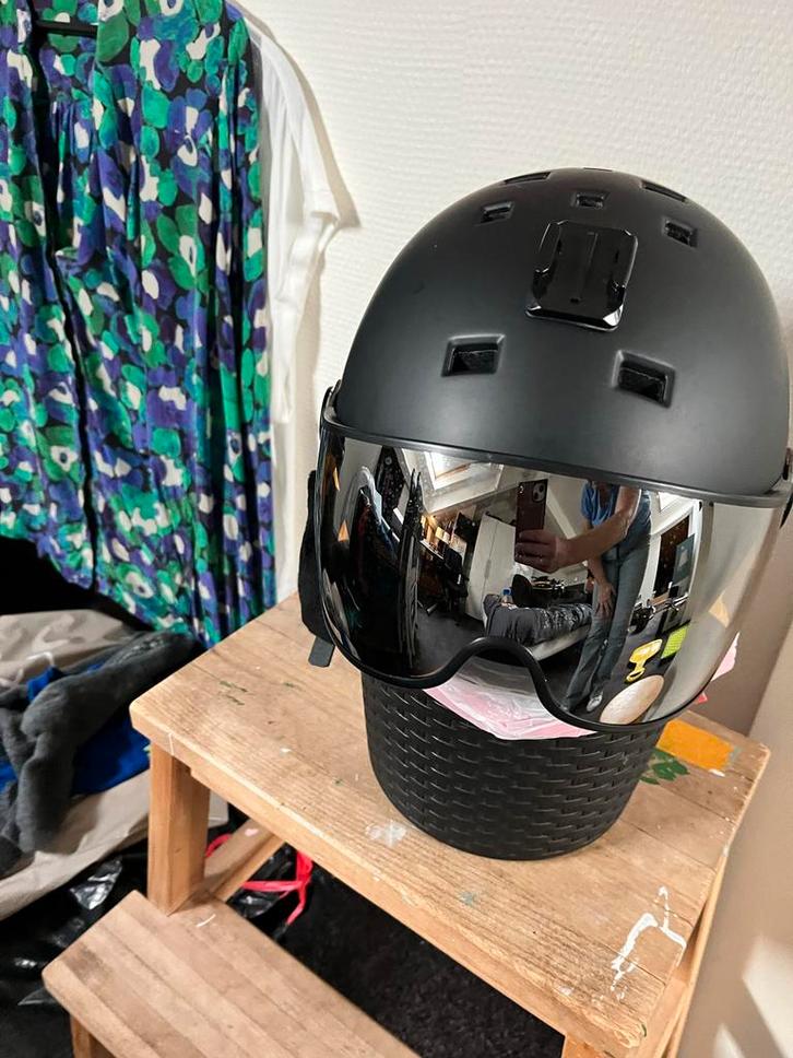 Skihelm met vizier - OSBE mt 54-58, Sport en Fitness, Skiën en Langlaufen, Zo goed als nieuw, Overige typen, Skiën, Overige merken