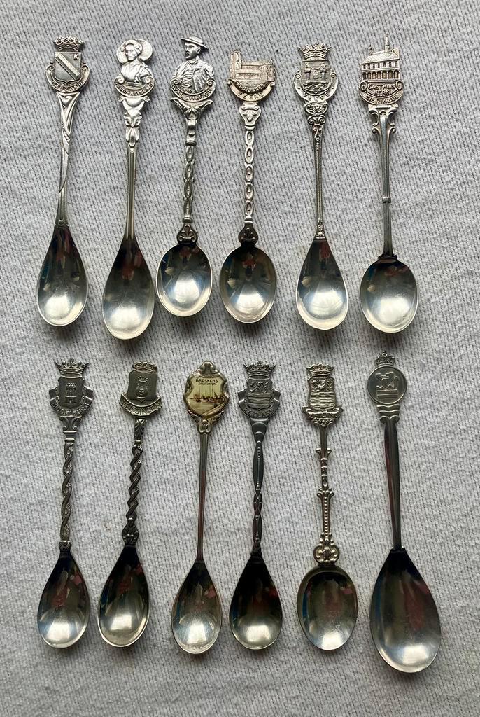 Verzilverde theelepeltjes Provincie Zeeland, Antiek en Kunst, Antiek | Bestek, Ophalen of Verzenden