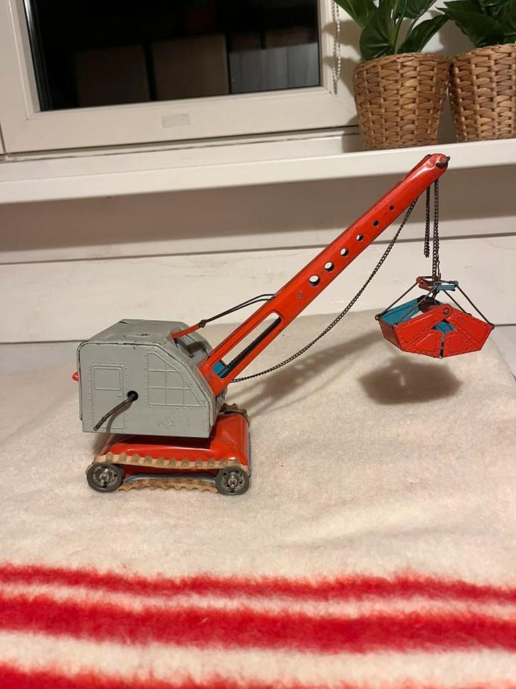 Vintage speelgoed blikken kraan MFZ, Antiek en Kunst, Antiek | Speelgoed, Ophalen of Verzenden