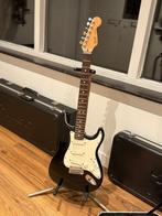 Zwarte Fender stratocaster USA Gitaar eind jaren 80'+ koffer, Muziek en Instrumenten, Ophalen, Zo goed als nieuw, Fender