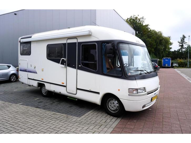 LMC Liberty 650 Ruim / Zonnepanelen / Airco, Caravans en Kamperen, Campers, Bedrijf, tot en met 4, Integraal, LMC, Diesel, Handgeschakeld