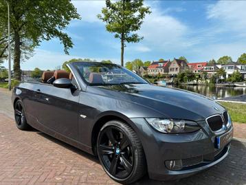 BMW 3-Serie (e90) 3.0 335 Cabrio AUT Orginele km Nieuwe APK