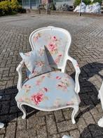 Brocante dames fauteuile opnieuw gestoffeerd, Antiek en Kunst, Antiek | Meubels | Stoelen en Banken, Ophalen
