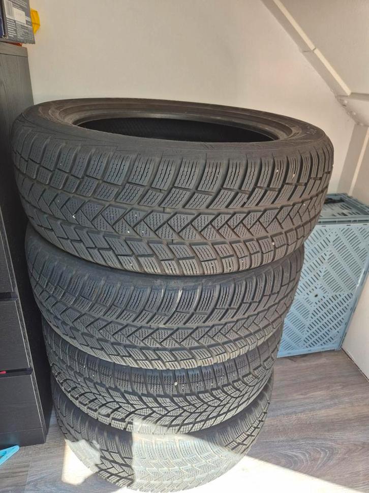 Winterbanden set vredestein 225/55 r18, Auto-onderdelen, Overige Auto-onderdelen, Ophalen