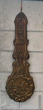 Heel bijzondere “comtoise” klok slinger., Ophalen