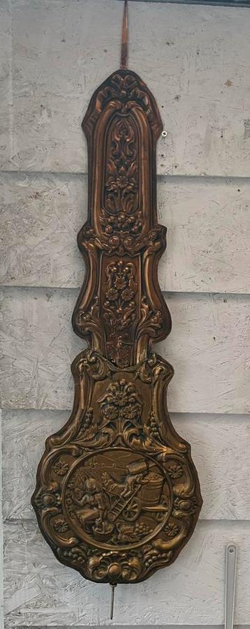 Heel bijzondere “comtoise” klok slinger. beschikbaar voor biedingen