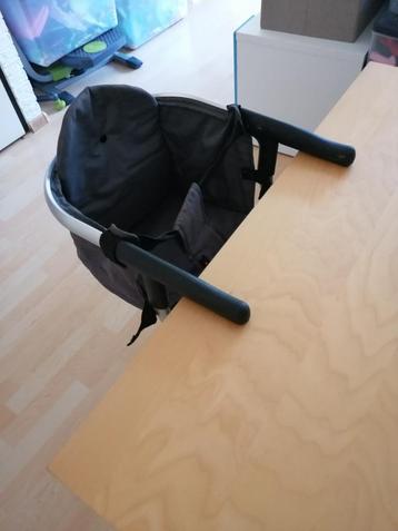 Topmark hangstoeltje beschikbaar voor biedingen