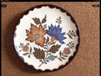 Flora Gouda Plateel wandbord met haakje doorsnede 25 cm, Antiek en Kunst, Ophalen of Verzenden