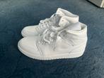 Jordan 1 mid white, Kleding | Heren, Schoenen, Ophalen of Verzenden, Nieuw