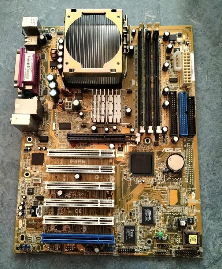 ASUS - P4PE (Moederbord - 2002) Werking onbekend, Computers en Software, Moederborden, Gebruikt, Intel, DDR, Ophalen of Verzenden
