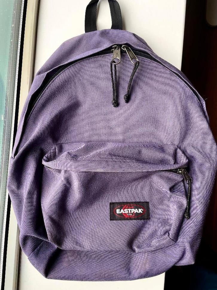 Eastpak rugzak paars, Sieraden, Tassen en Uiterlijk, Tassen | Rugtassen, Gebruikt, Eastpak, 25 tot 40 cm, 30 tot 45 cm, Ophalen of Verzenden