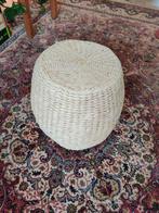 Little  natural material pouf, Huis en Inrichting, Ophalen, Riet of Rotan, Minder dan 50 cm, Rond
