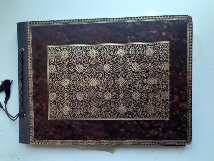 Duits fotoalbum rond de 200 foto's 1929 - 1931, Audio, Tv en Foto, Fotoalbums en Accessoires, Zo goed als nieuw, Fotoalbum, Ophalen of Verzenden