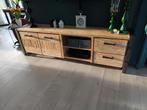 Houten TV-kast met metalen details, Gebruikt, Ophalen of Verzenden, 200 cm of meer, Metaal