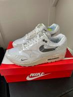 Nike Air Max 1 Sail Ironstone maat 42, Kleding | Heren, Schoenen, Ophalen of Verzenden, Nieuw, Overige kleuren