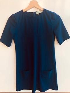 Schattige jurk met zakken van La Dress by Simone 152/158, Kinderen en Baby's, Kinderkleding | Maat 152, Nieuw, Meisje, Jurk of Rok