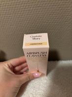 Charlotte Tilbury Airbrush Flawless Foundation - 4 Warm, Gehele gezicht, Beige, Nieuw, Ophalen of Verzenden