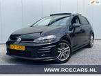Volkswagen Golf 1.5 TSI Highline Business R Line iq Drive|Pa, Zwart, 4 cilinders, 150 pk, Alcantara
