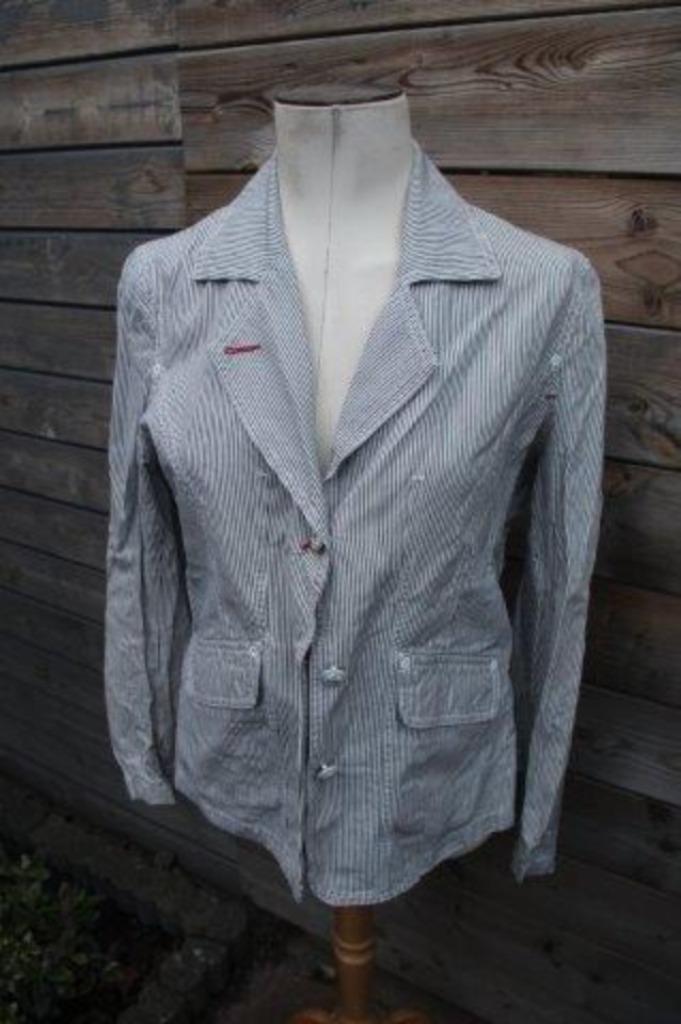 Jasje streep Saint James mt 42 Vaste prijs AANBIEDING, Kleding | Dames, Jasjes, Kostuums en Pakken, Zo goed als nieuw, Jasje, Maat 42/44 (L)