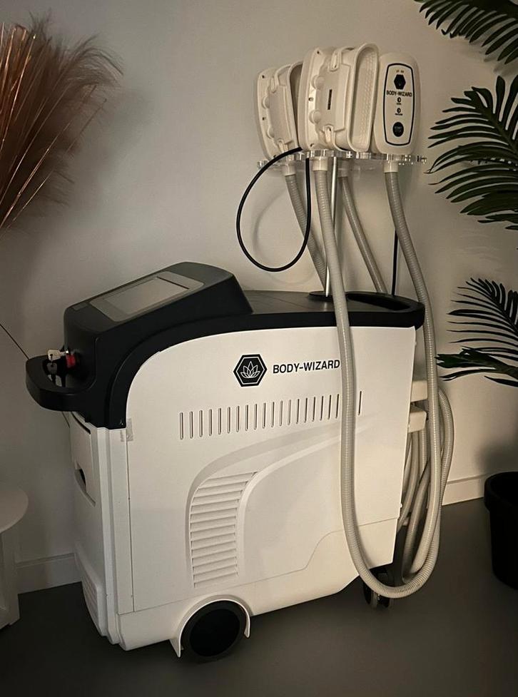 Cryolipolyse apparaat, Witgoed en Apparatuur, Persoonlijke-verzorgingsapparatuur, Gebruikt, Overige typen, Ophalen