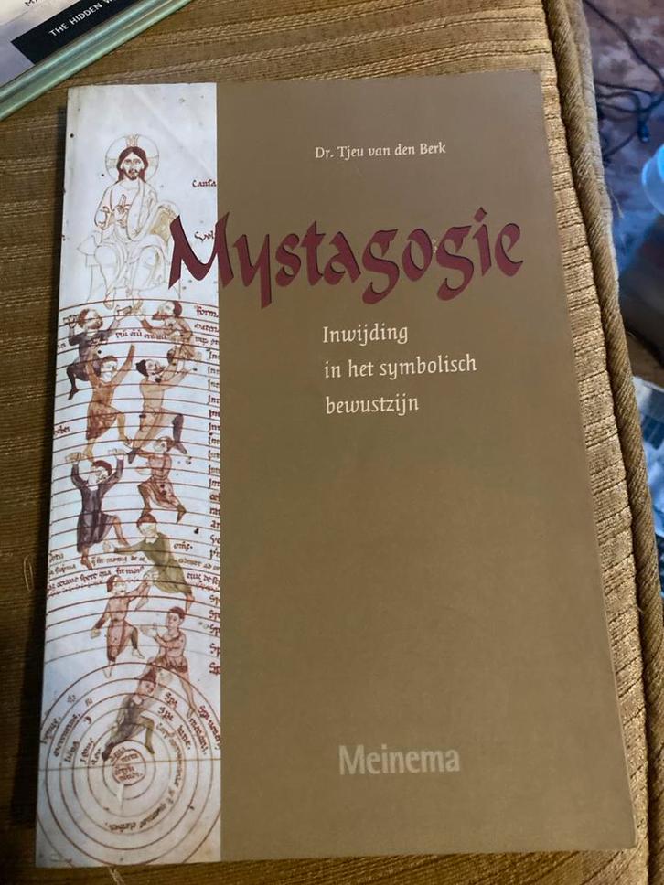 Mystagogie - Inwijding in het symbolisch bewustzijn, Boeken, Esoterie en Spiritualiteit, Gelezen, Achtergrond en Informatie, Spiritualiteit algemeen