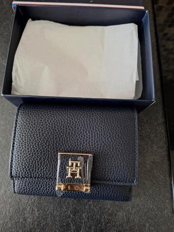 Tommy Hilfiger Trifold portemonnee blauw nieuw  beschikbaar voor biedingen