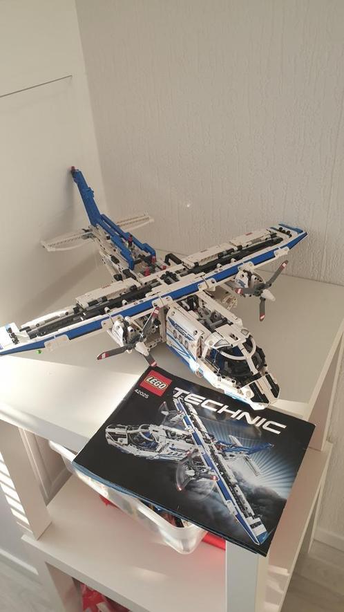 Lego technic vrachtvliegtuig 42025 super netjes speelklaar, Kinderen en Baby's, Speelgoed | Duplo en Lego, Zo goed als nieuw, Ophalen of Verzenden