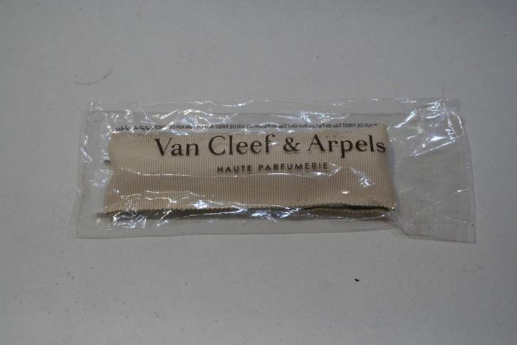 Van Cleef & Arpels Un Air de First EdP Roll-on 10 ml Nieuw, Sieraden, Tassen en Uiterlijk, Uiterlijk | Parfum, Nieuw, Verzenden