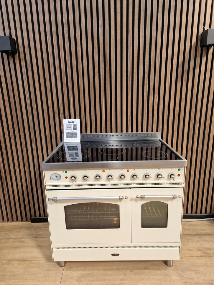 Mooie Crème Boretti Fornuis keramisch 90cm (Gratis bezorgen), Witgoed en Apparatuur, Kookplaten, Zo goed als nieuw, Vrijstaand