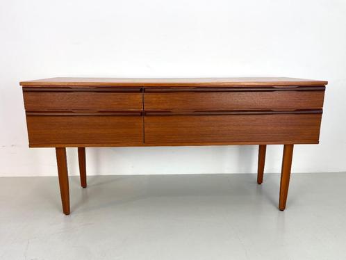 Vintage dressoir Avalon., Huis en Inrichting, Kasten | Dressoirs, Zo goed als nieuw, 150 tot 200 cm, 25 tot 50 cm, Verzenden