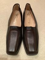 Mooie leer instappers/ ballerina's / schoenen Helioform 7(41, Kleding | Dames, Schoenen, Bruin, Instappers, Ophalen of Verzenden