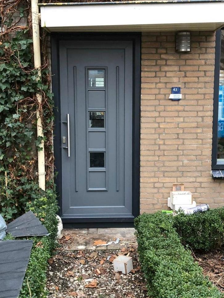 Actie kunststof voordeuren / verdiept profiel €1500,-, Doe-het-zelf en Verbouw, Deuren en Horren, Nieuw, Buitendeur, 215 cm of meer
