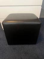Donkerbruine lederen poef, Ophalen, Minder dan 50 cm, Vierkant, Zo goed als nieuw