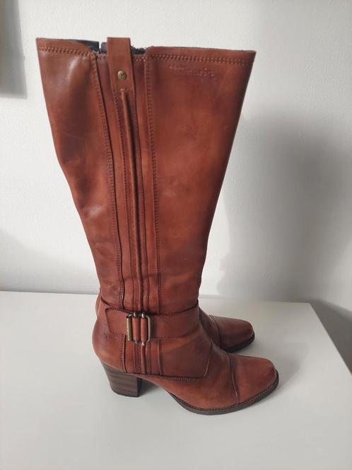 Tamaris Hoge laarzen cognac kleur Maat 39 nieuwstaat leer, Kleding | Dames, Schoenen, Zo goed als nieuw, Hoge laarzen, Bruin, Ophalen of Verzenden
