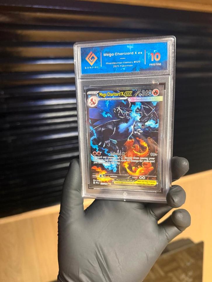 Mega Charizard EX #125 - Grade 10 Gem Mint/ Pristine!, Hobby en Vrije tijd, Verzamelkaartspellen | Pokémon, Zo goed als nieuw