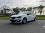 Peugeot 308 sw 1.2 130pk ZEER COMPLEET + Carplay, Voorwielaandrijving, 1199 cc, 1165 kg, Wit