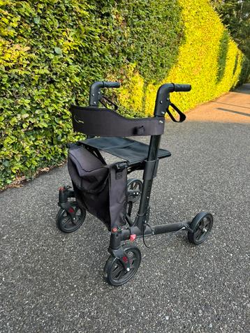 Rollator multimotion licht gewicht opvouwbaar beschikbaar voor biedingen