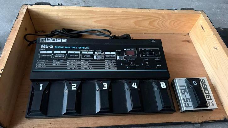 Boss ME-5 Multi Effect + FS-5U Voetschakelaar, Muziek en Instrumenten, Effecten, Gebruikt, Chorus, Ophalen