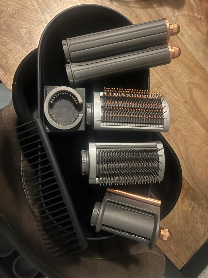 Dyson Airwrap opzetstukken- Inclusief Doos, Sieraden, Tassen en Uiterlijk, Uiterlijk | Haarverzorging, Nieuw, Ophalen of Verzenden