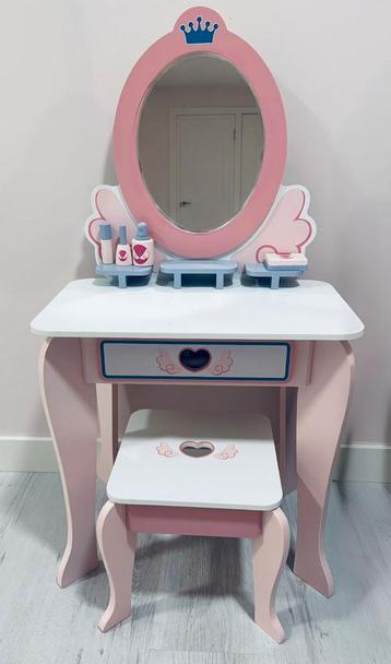 Mini Matters Kaptafel met Accessoires - Zo Goed Als Nieuw beschikbaar voor biedingen