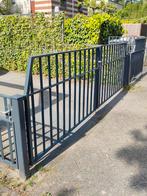 Dubbele Poort met loophekje in goede staat, Ophalen, Zo goed als nieuw, IJzer