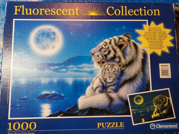 Clementoni Fluorescent Tijger Puzzel 1000 stukjes, Hobby en Vrije tijd, Denksport en Puzzels, Zo goed als nieuw, Legpuzzel, 500 t/m 1500 stukjes
