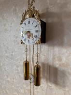 Klein Klassiek Wandklokje Fleur de Paris - Loopt Perfect, Ophalen, Wandklok, Zo goed als nieuw, Nvt