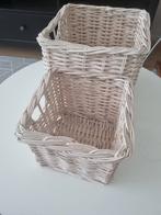 Set 2 rotan mandjes, Huis en Inrichting, Woonaccessoires | Schalen en Manden, Ophalen, Gebruikt, Mand, Vierkant