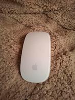 Apple draadloze muis (bluetooth) type A1296., Computers en Software, Muizen, Ophalen of Verzenden, Zo goed als nieuw