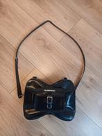 Dr. Martens schouder/rugtas zwart en strik

Kleur zwart, Ophalen, Zo goed als nieuw, Zwart, Overige merken