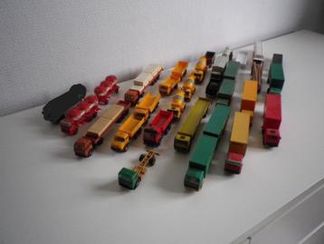 Lot Kibri bouw en transport voertuigen.  beschikbaar voor biedingen